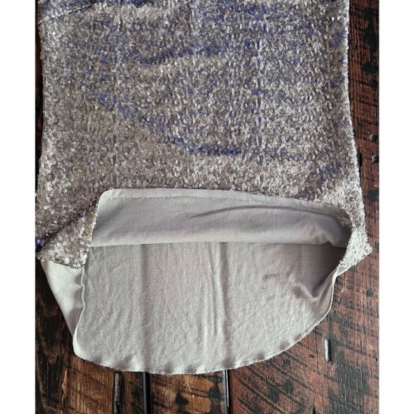 Jessica Simpson Sleeveless Sequin Top/Tank Size Small - Picture 7 of 12